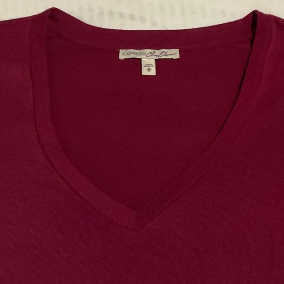 Express Tops - Women’s Tshirt